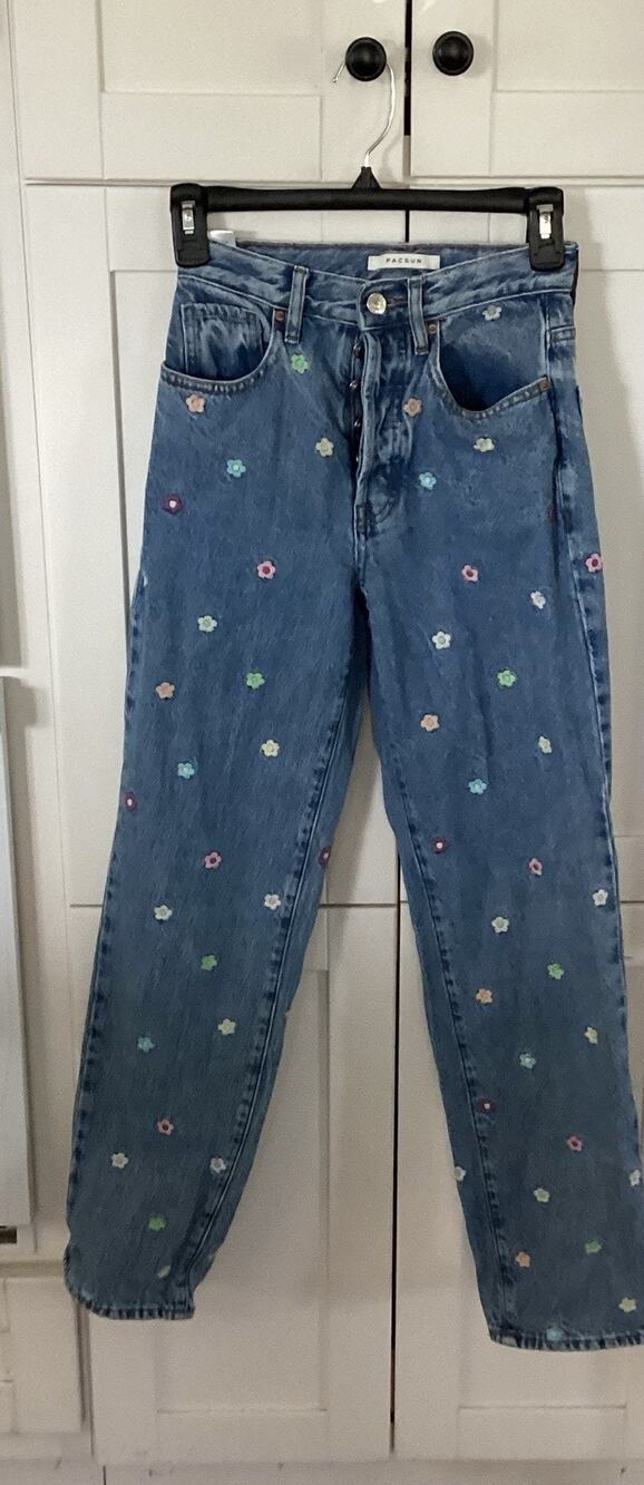 PacSun Blue Jeans with Multicolor Floral Embroidery - Picture 1 of 12